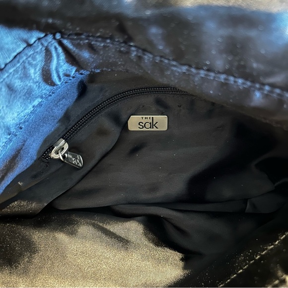 The Sak Black Crochet Scalloped Shoulder Purse with Tortoise Chain Strap - Picture 4 of 4